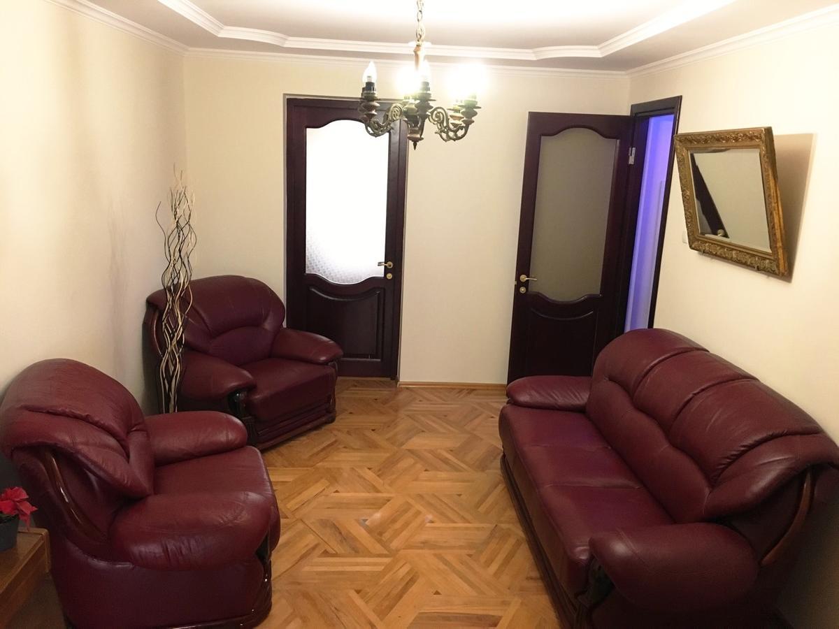 Chekin Imereti Кутаїсі Екстер'єр фото